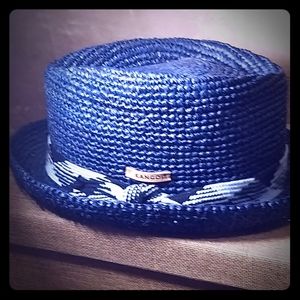 Knot Trilby